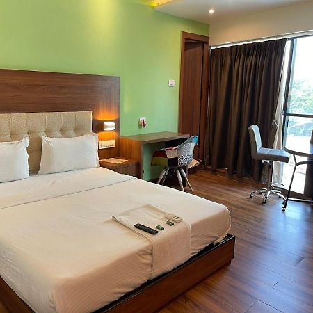 Hotel Byaris International By Bizzgrow Hotels مومباي المظهر الخارجي الصورة
