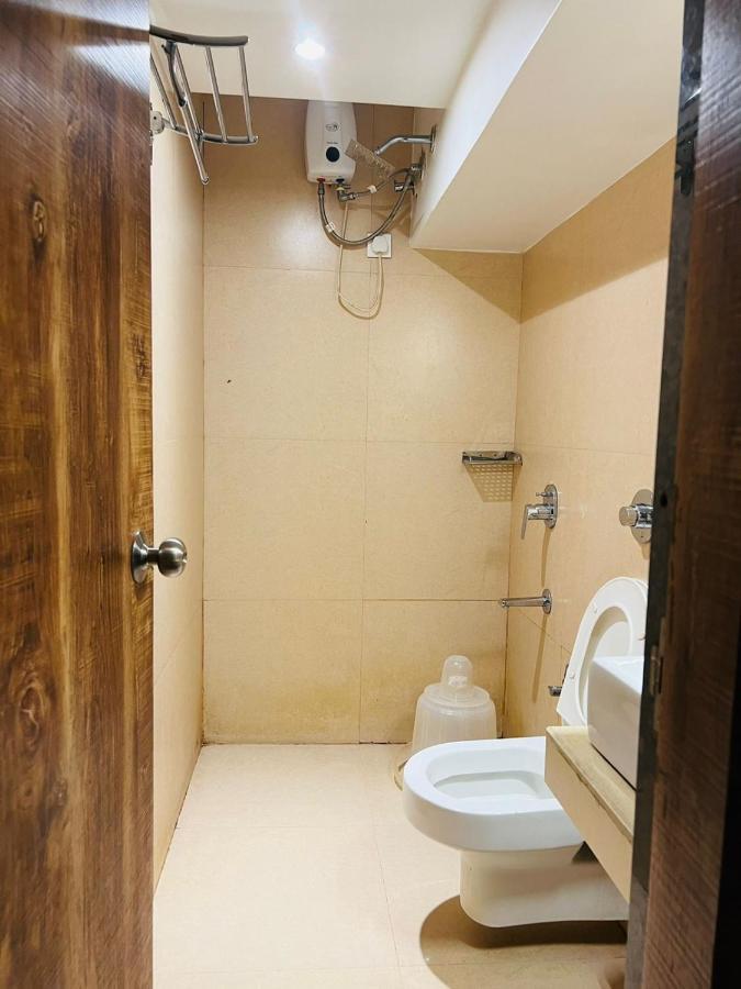 Hotel Byaris International By Bizzgrow Hotels مومباي المظهر الخارجي الصورة