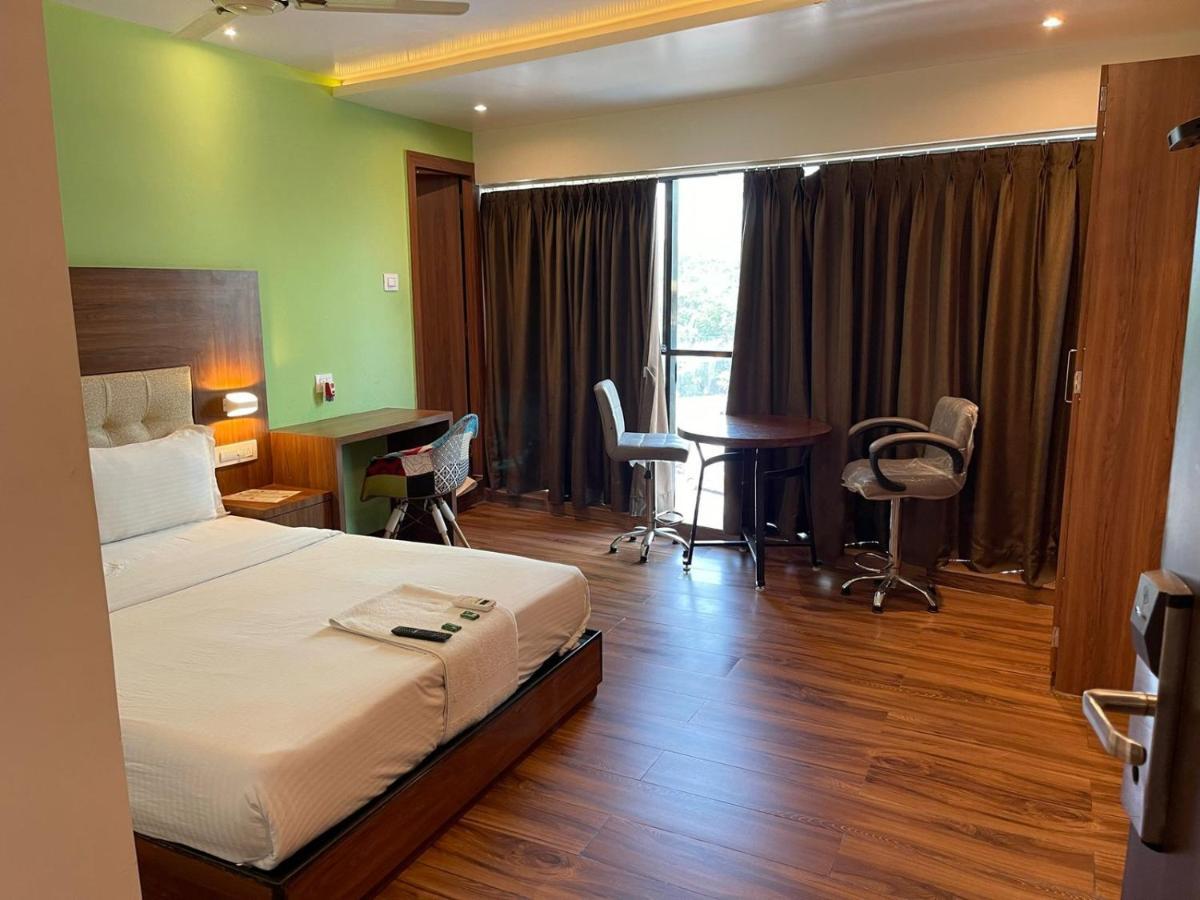 Hotel Byaris International By Bizzgrow Hotels مومباي المظهر الخارجي الصورة